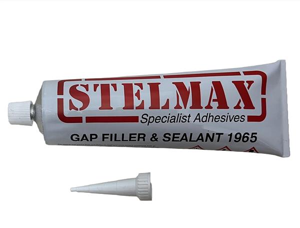 White Stelmax Gap Filler and Sealant in a 132g tube with nozzle